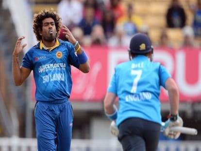 pakistan has declared top 15 crickters for world cup 2015