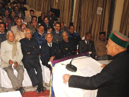 7 percent DA to employees in himachal.
