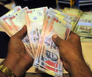 six percent da to central govt employee.