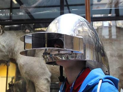 special helmets to see how world lookd to animals