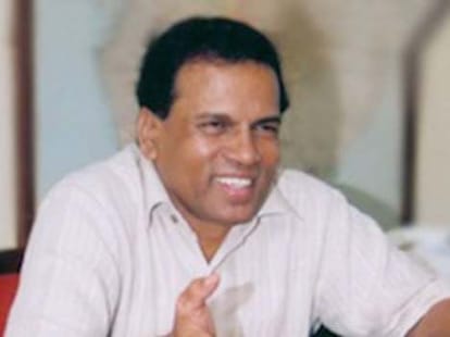 Sri Lanka's new Prez Maithripala Sirisena did the impossible