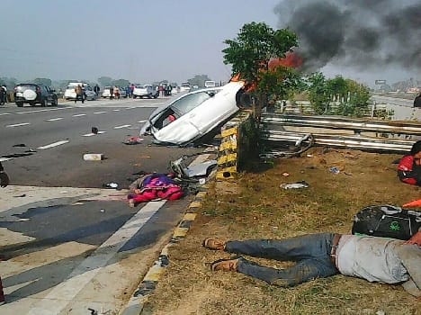 spouse died in car accident at yamuna expressway
