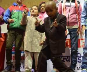 google boy kautilya dance.