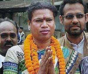 chhattisgarh mayor kinner rejects AC car and demands tata magic to meet people.