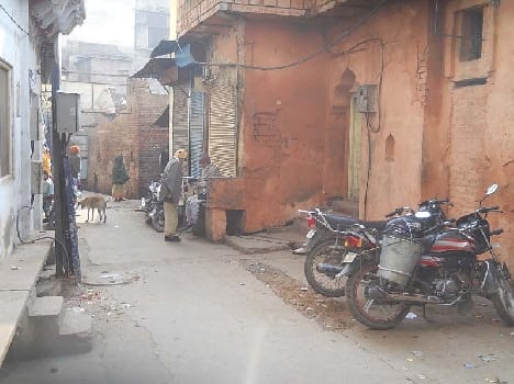 sewayat under ground in death of three workers