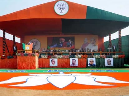 Ex dgp brijlal joins bjp shocks mayawati.