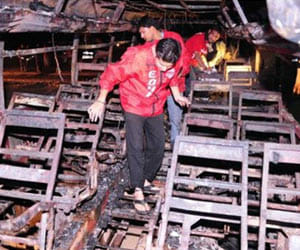 59 people dead in  karachi bus accident