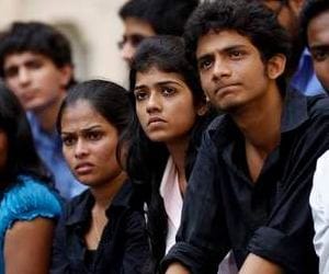 akhilesh yadav attract youth with budget