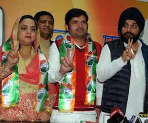 Former Independent Delhi MLA Rambir Shokeen joins Congress