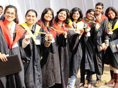 uptu convocation start, akilesh is not present.
