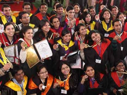 uptu convocation start, akilesh is not present.