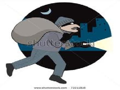 Two women hypnotized by criminals in delhi