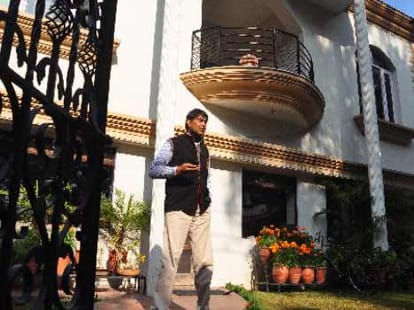 raid of ED on advocate mukesh mittal home
