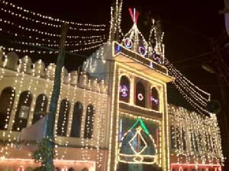 Dastarbandi party decorating town