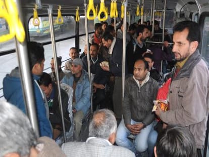 Police personnel will not be able to travel free on hrtc buses. 