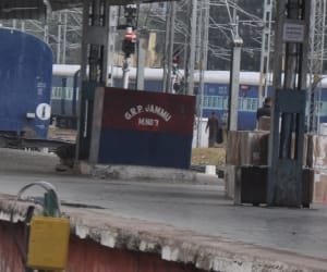 big security Lapse in jammu railway station 