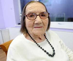 woman whose hair never turned grey
