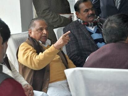 Mulayam Singh Yadav readmited in SGPGI.