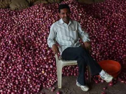 history of onion, consumption of onion in world.