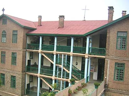 parants complaint againest st. edward school.