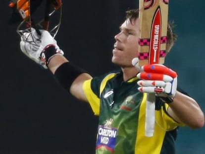 LIVE: England vs Australia, tri nation Series.