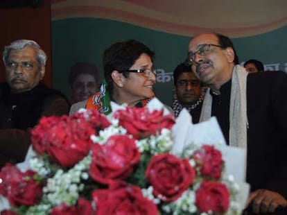 Kiran bedi has to answer aap's question