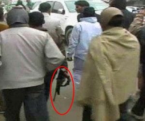Bsp members break dhara 144 front of police.