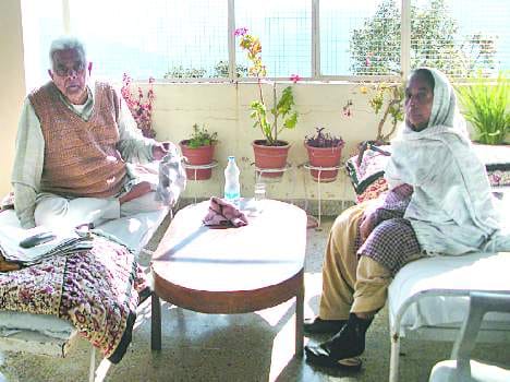 Shimla hotel robbed millions.