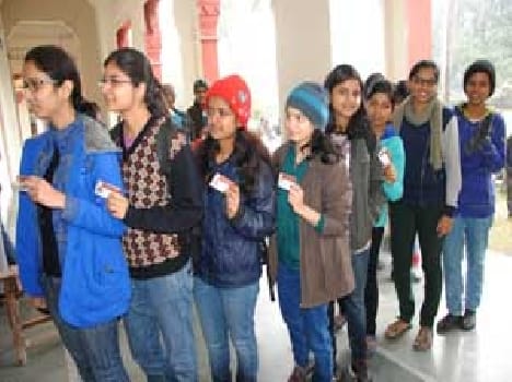 Student parliament elected in IIT BHU