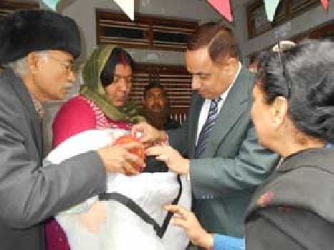 Children were administered anti Polio dose 