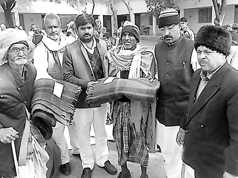 273 poor people got blanket