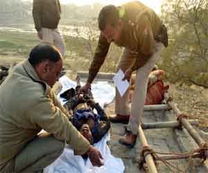 Police rushed to see the bodies pile up on.