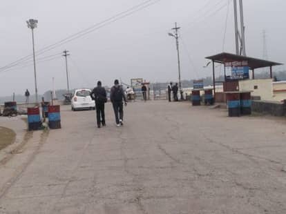 indian vehicle entry ban in nepal on sixth days.