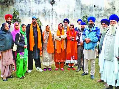 sikh,muslim brother met after 68 years of indo-pak partition