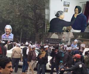 Kejriwal heading toward his nomination with a huge rally.