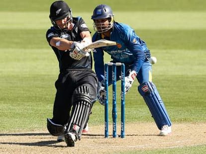 newzeland defeat srilanka by 4 wickets
