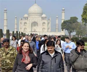 Tajmahal turns yellow.