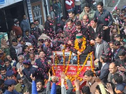 cm virbhadra singh elligation on bjp president satpal satti.