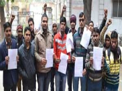 Disadvantaged students from DM test
