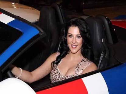 film B Positive heroine Sameera like a shahrukh 