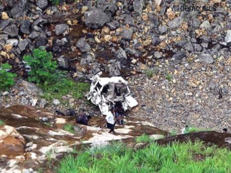 five accident in himachal mandi, two died.
