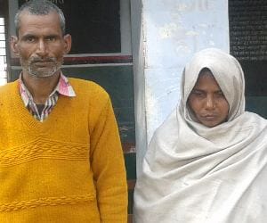 Wife kills husband with her lover.