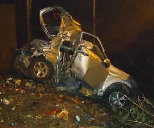 three medical student died in accident.