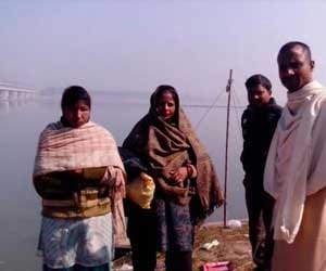 tried to kill daughter in kushinagar.