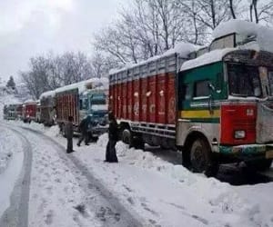 highway helpline numbers for tourist going to srinagar