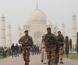 special alert in aligarh on obama visit.