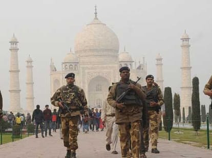 special alert in aligarh on obama visit.