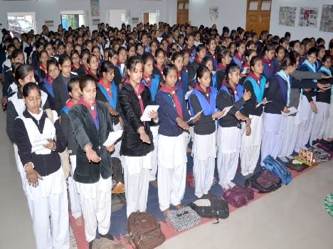 Students , teachers took an oath to vote