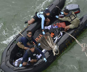 some more bodies found in air asia accident