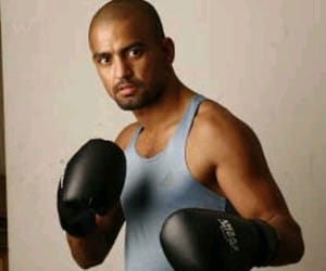 threats to international boxer akhil family